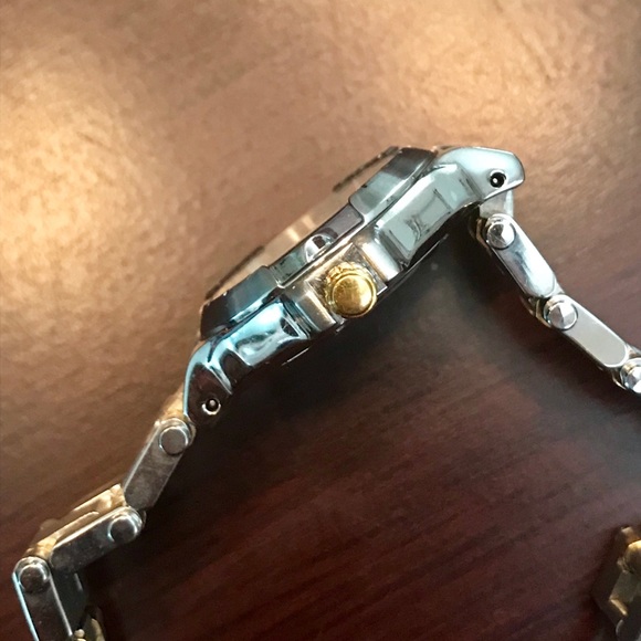 Ladies 2-Tone watch, like new!! main image 4